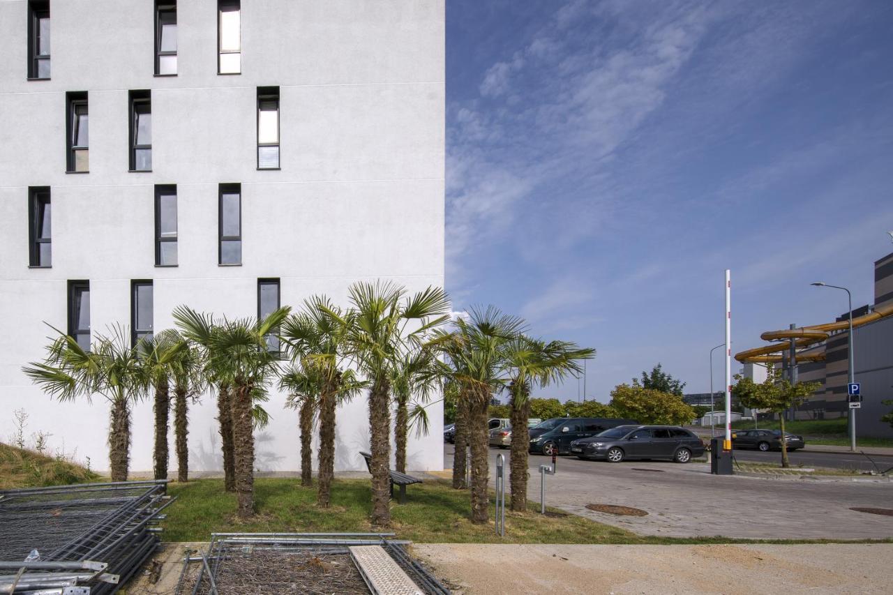 Urban Jungle Apartments By Reside Baltic VNO Kültér fotó